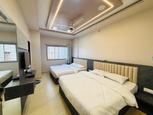 Royal AC room three beds