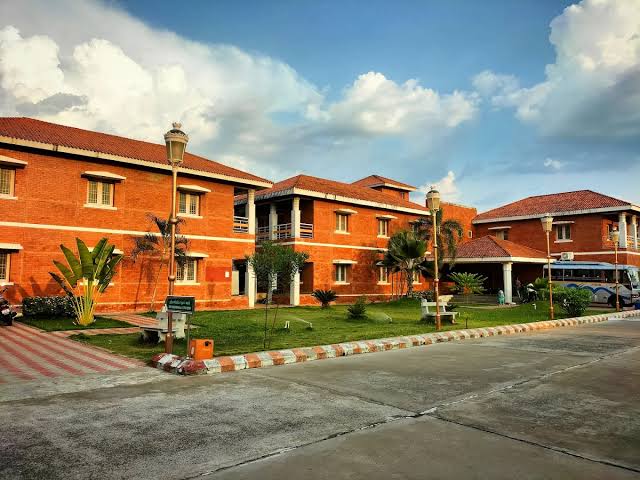 Guest house entrance and driveway