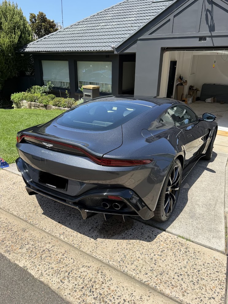 Aston Martin Vantage — Exterior Detail